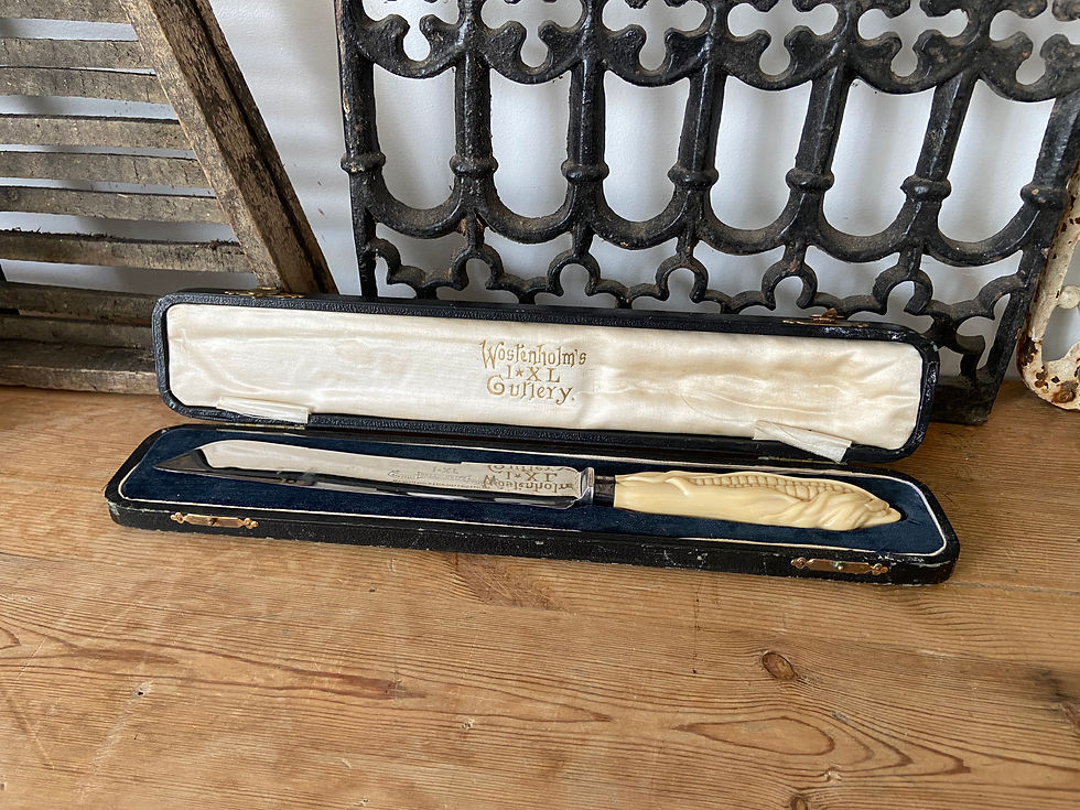 Thumbnail: Boxed ivorine Sweetcorn handle bread knife with silver collar 