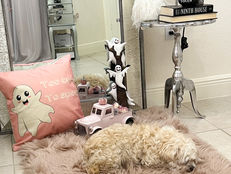 Let's Get Spooky: Pink Halloween Decor!