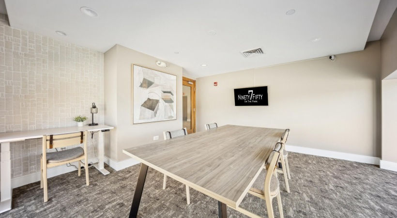 2vym7runvk-4778a5f409ee391d766ae347d14abeb1