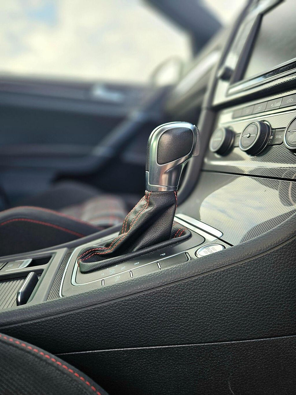 Thumbnail: VOLKSWAGEN GOLF 2016 GTI