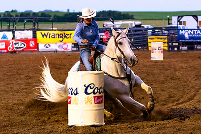 barrel-racing-roughrider-days