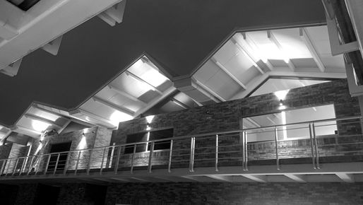 iluminación indirecta en techumbres.