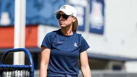 Arizona Softball Extends Head Coach Caitlin Lowe’s Contract Through 2026-27