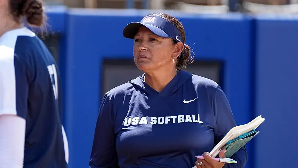Patty Gasso gave an important update on pitching coach Jennifer Rocha. | SARAH PHIPPS/THE OKLAHOMAN / USA TODAY NETWORK via Imagn Images