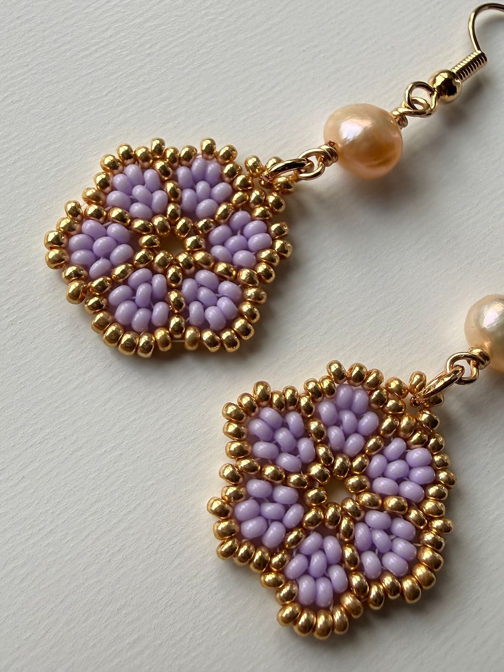 Thumbnail: Pearl Flowers