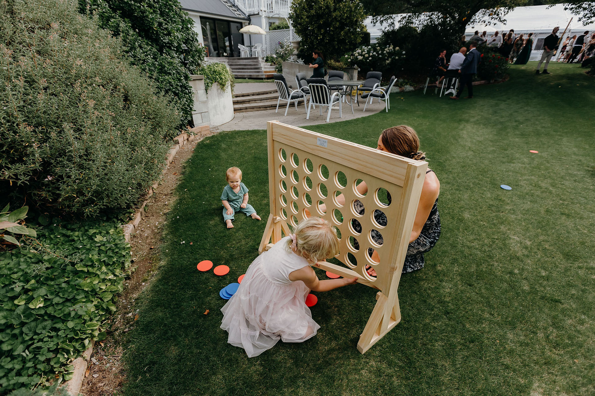 Relaxed cocktail hour at a North Canterbury wedding