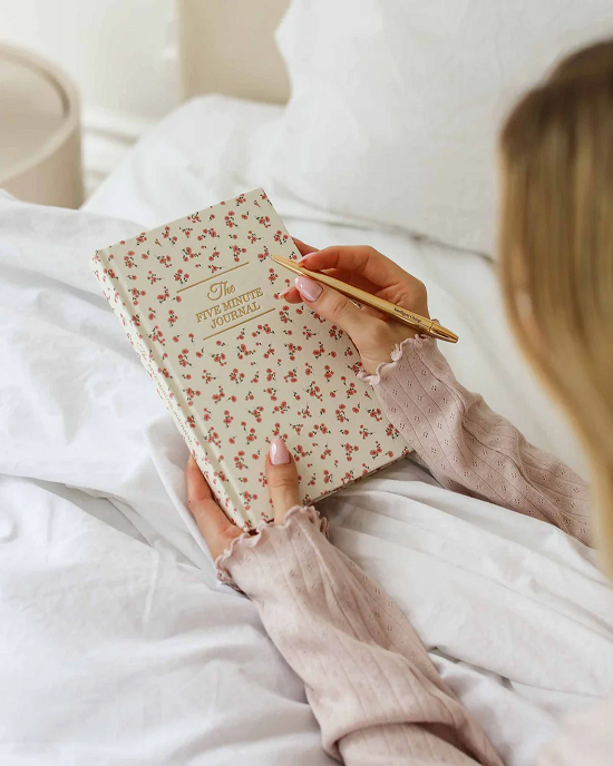Thumbnail: limited edition rose pattern design on five minute journal by intelligent change