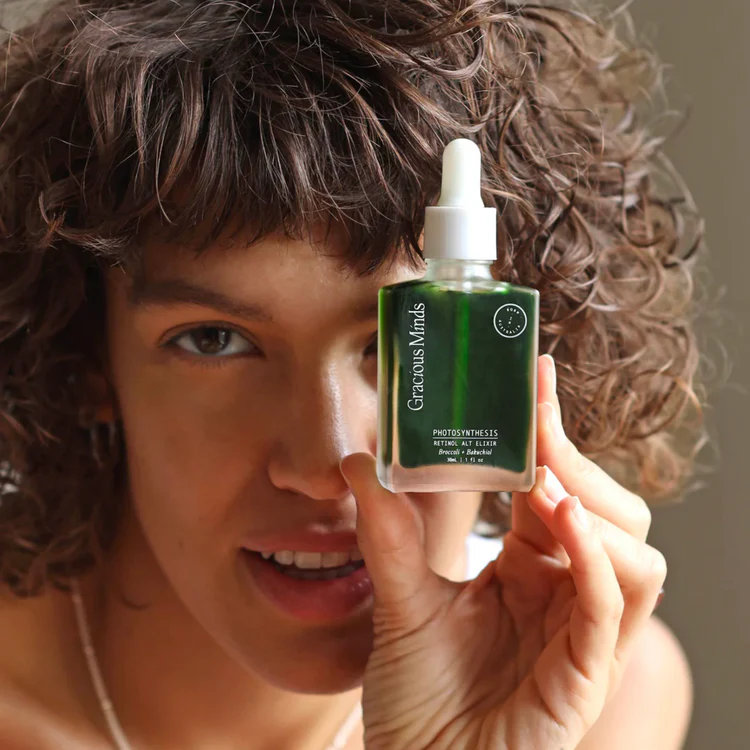 Thumbnail: A glass jar of Photosynthesis Retinol Alt Elixir with green serum.