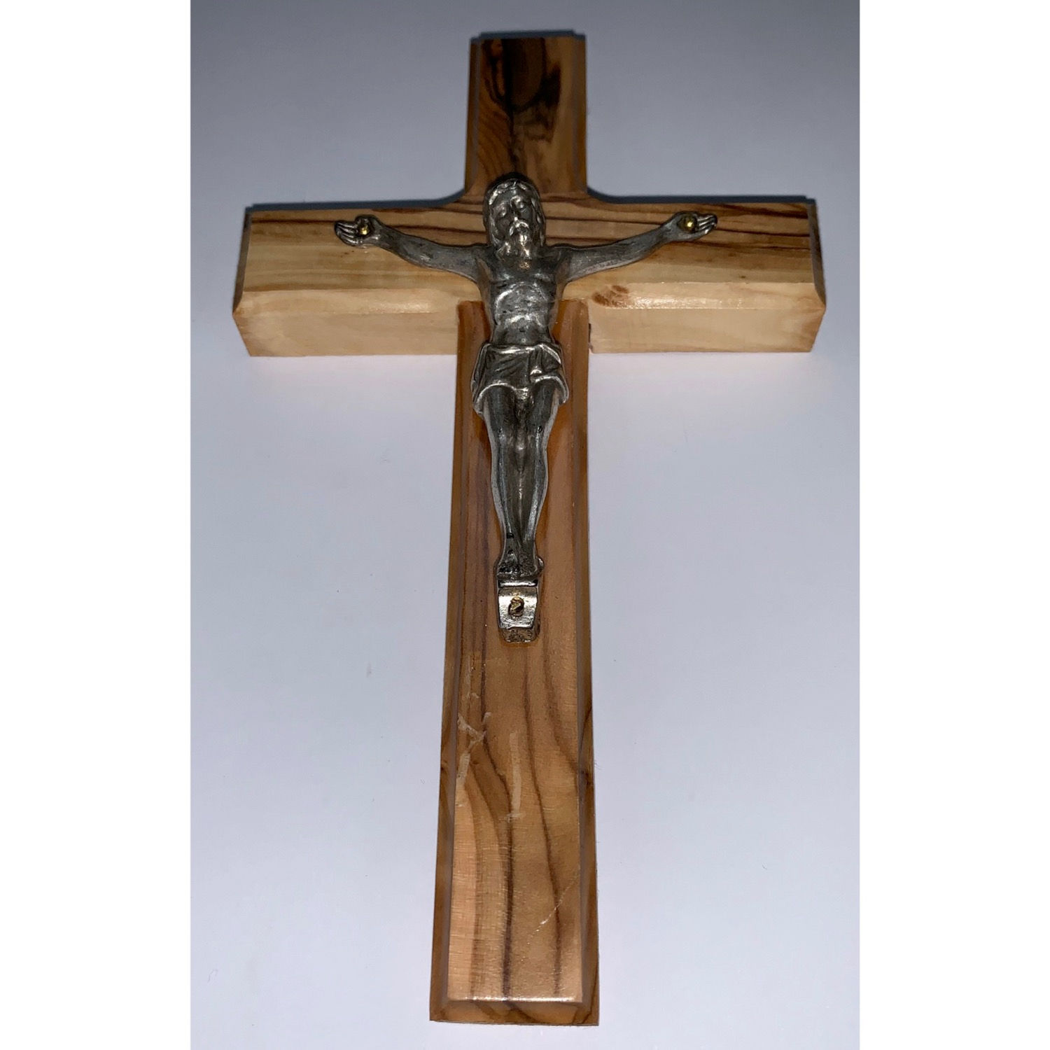 Crucifix bois d’Olivier 15cm