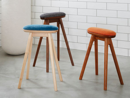 coupé kitchen stool