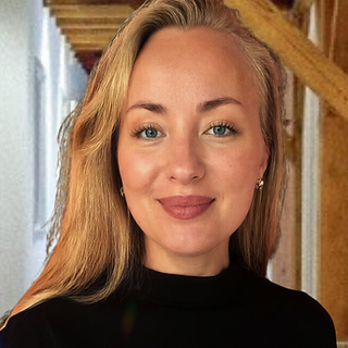 Amalie Hoelstad - Partner og Artist Manager hos Summit Management