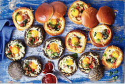 Sausage and egg cob sliders
