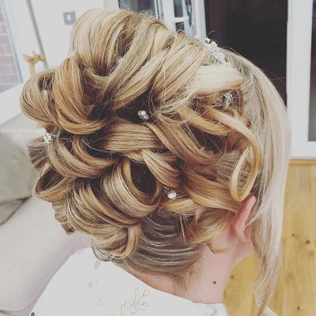 Yesterday S Bride Carly Opted For A Soft High Updo Hairup Yesterday S Bride Carly Opted For A Soft High Updo Hairup Weddinghair Bridalhair