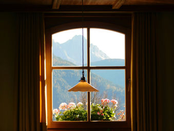 photo-1523191339508-68905a77d5e7