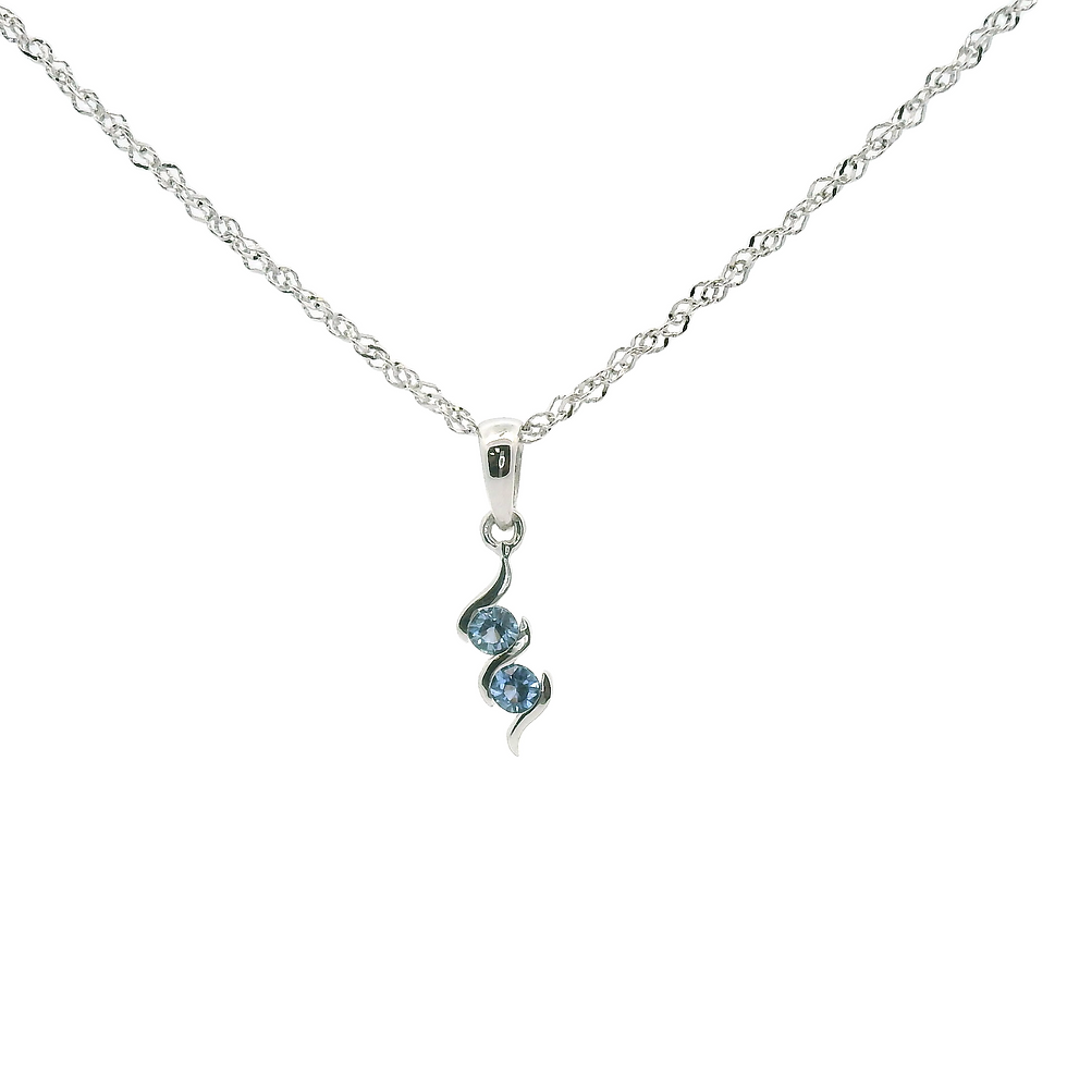 14KT WHITE GOLD YOGO SAPPHIRE PENDANT