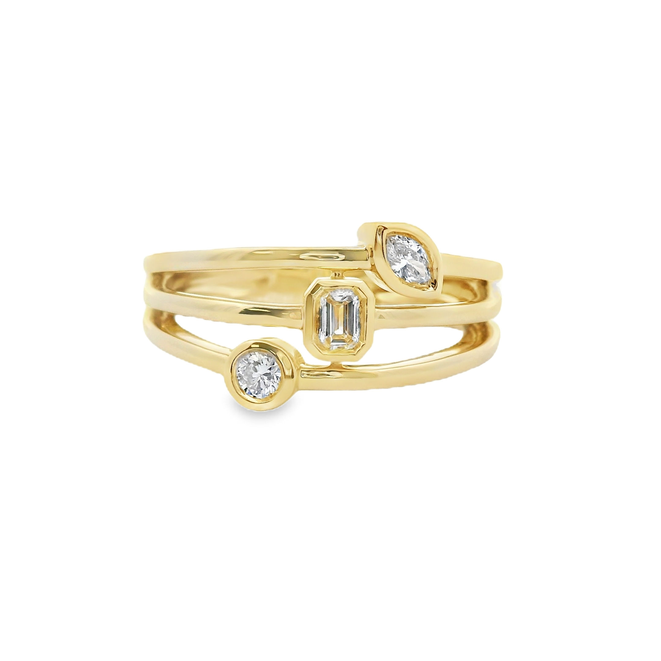 14KT YELLOW GOLD DIAMOND RING