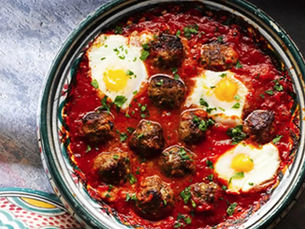  Moroccan Meatballs in Tomato & Egg Sauce (Kefta Mkaouara)
