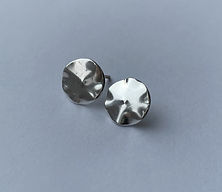 Collection Jardin secret - modèle "petite fleur miroir 1,2 cm, version bouton" - pièce unique - 1,2 cm de diamètre - argent 925 - 69 €