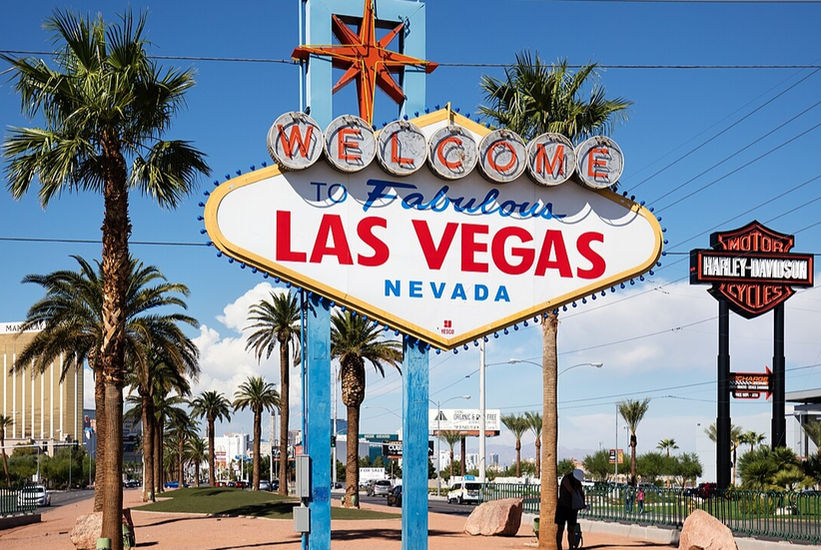 WELCOME TO LAS VEGAS SIGN