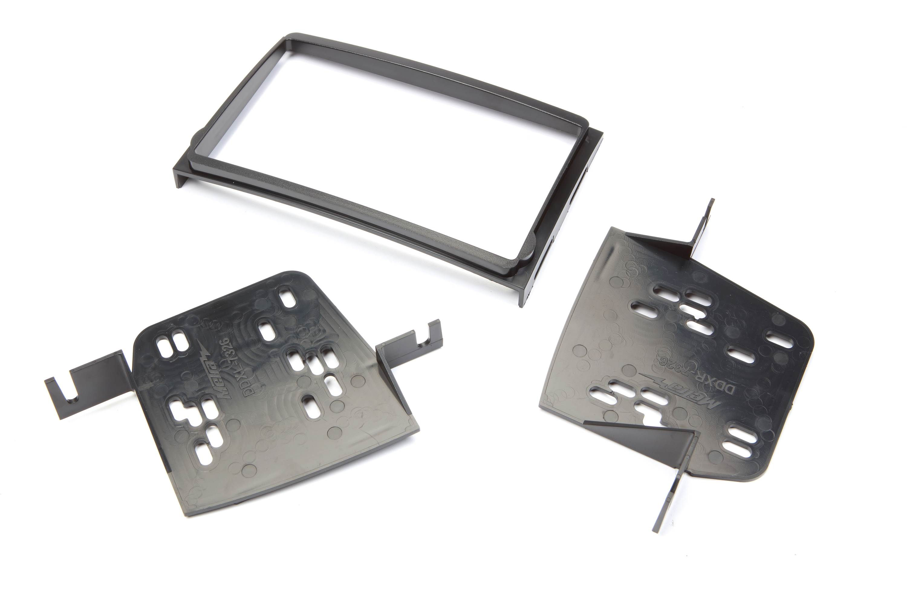 95-7326 Double Din Hyundia Dash Kit