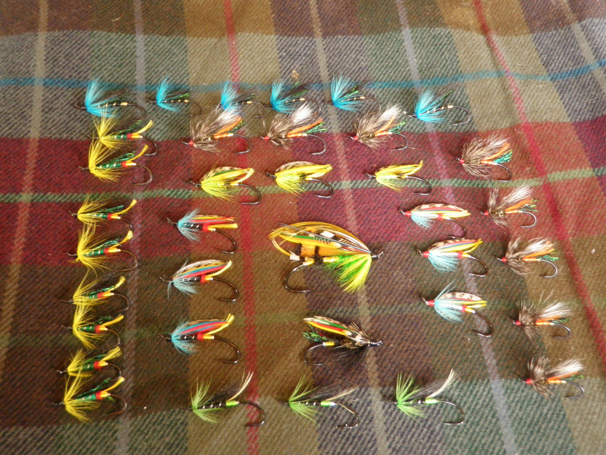 Salmon flies