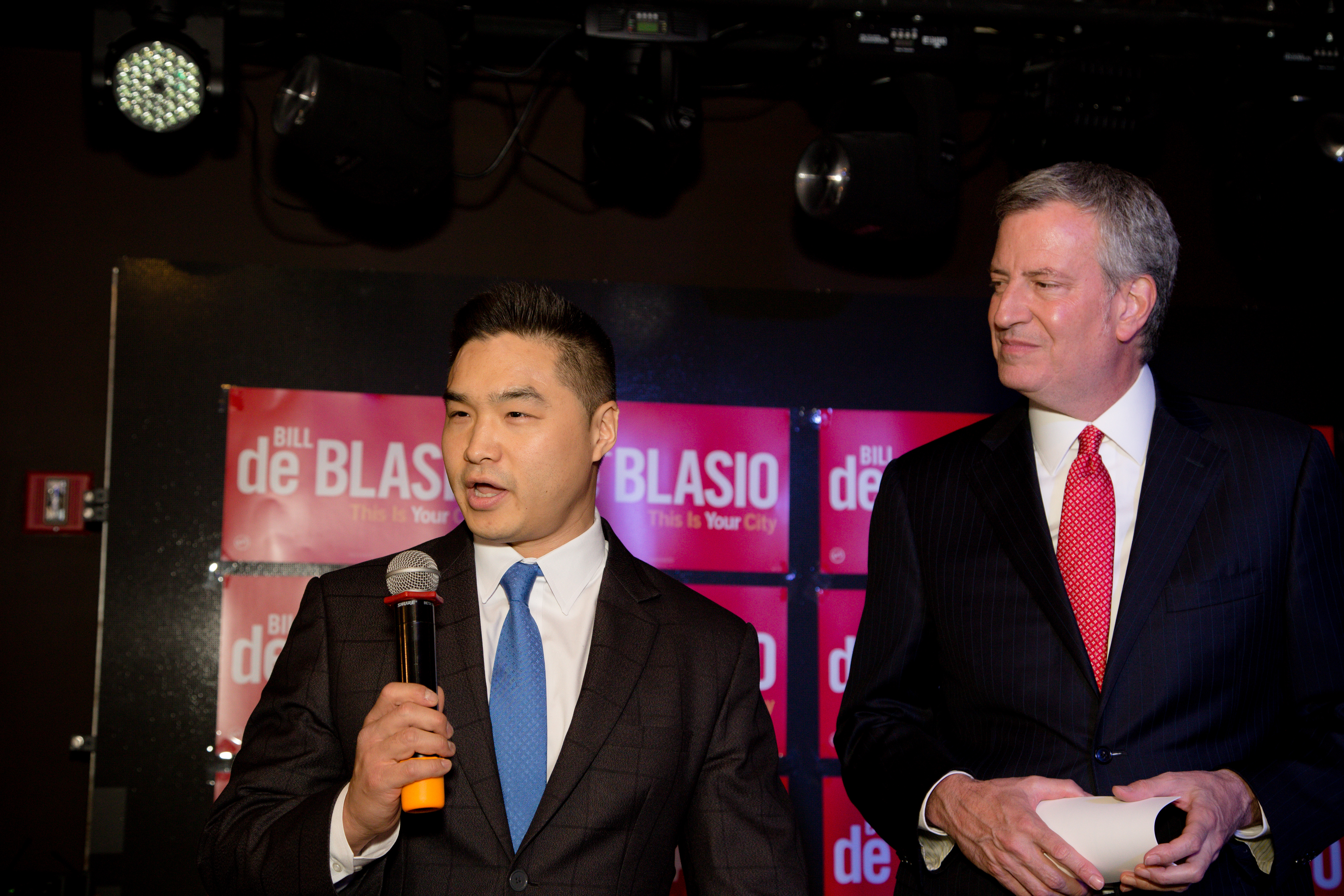 Mike Cheng with Mayor de Blasio