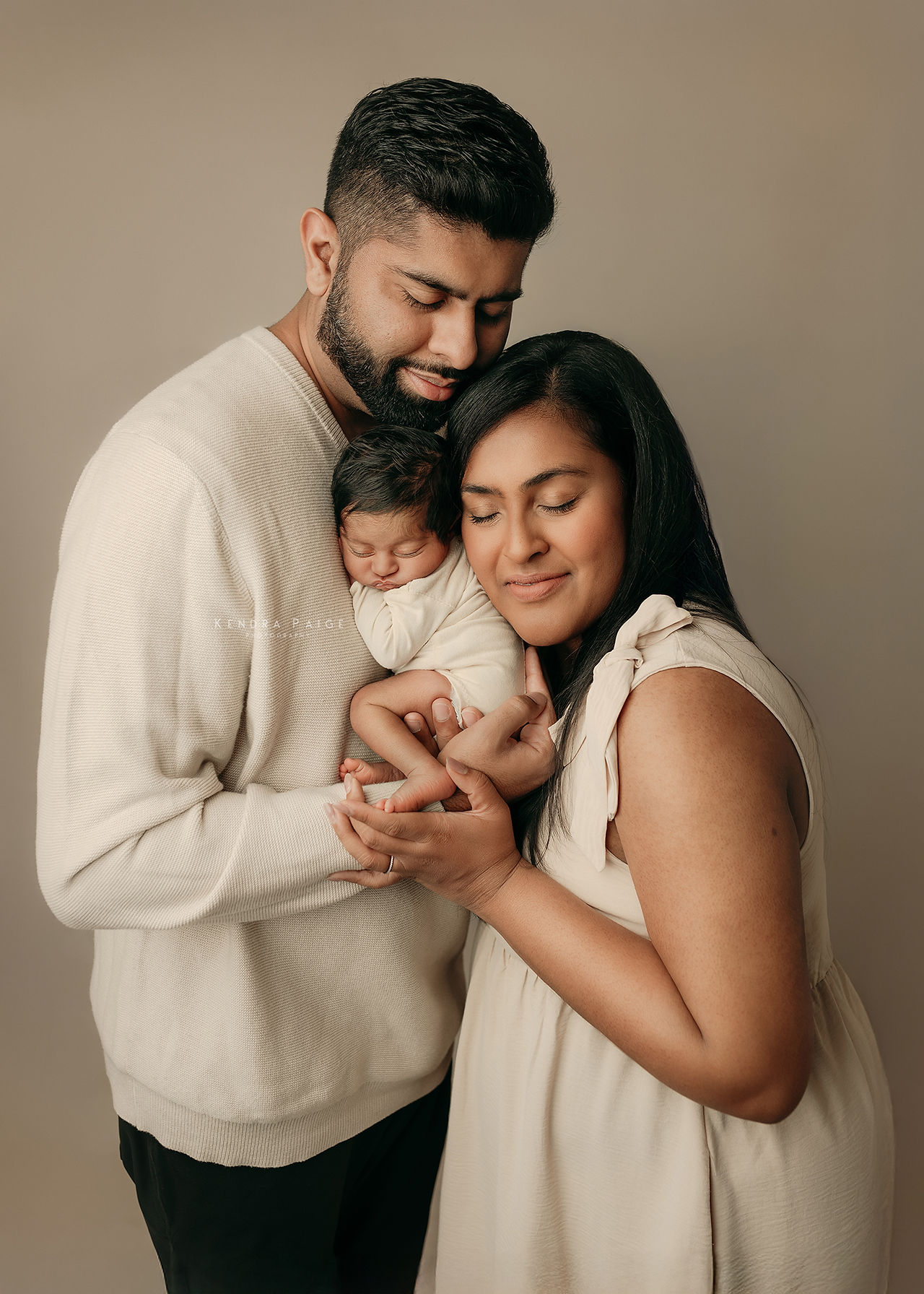 Airdrie newborn photographer newborn session with parents