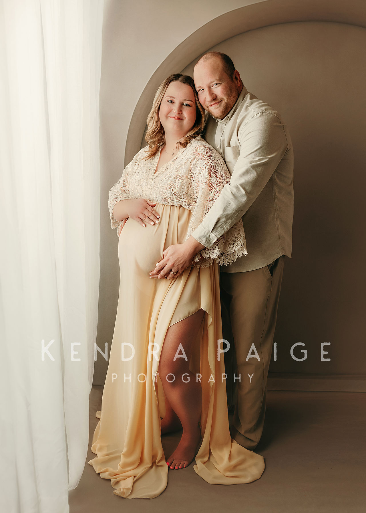 couples pregnancy portrait Calgary