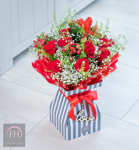 The Flower House Florist in Aylesbury Valentines Day Bouquet