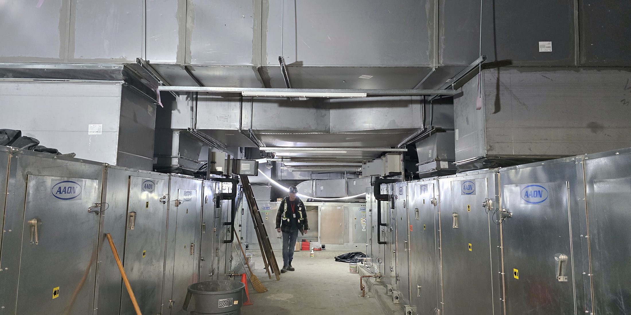 Air handling units at the Cologix VAN4 data centre