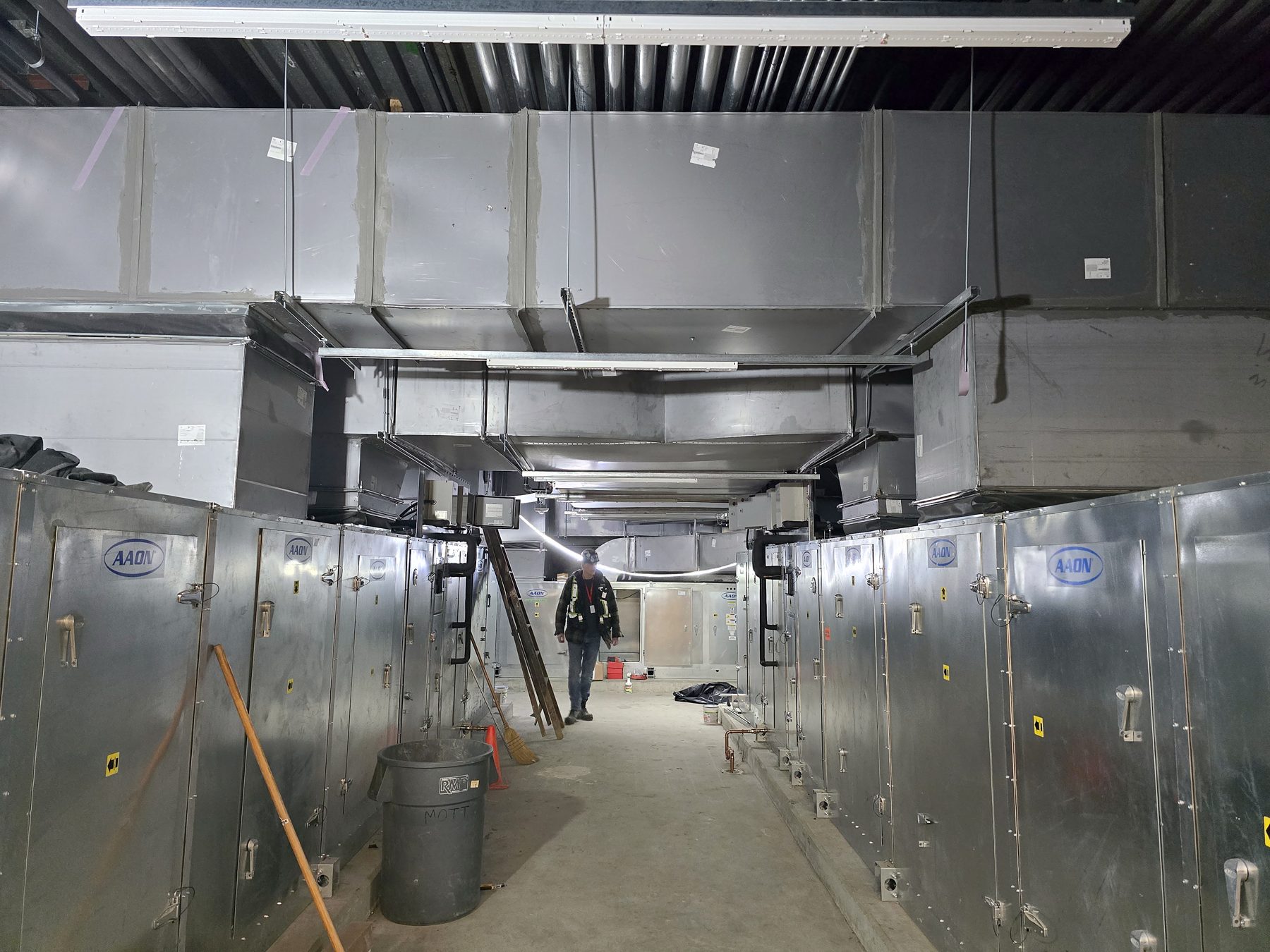 Air handling units and ductwork installed by Groen