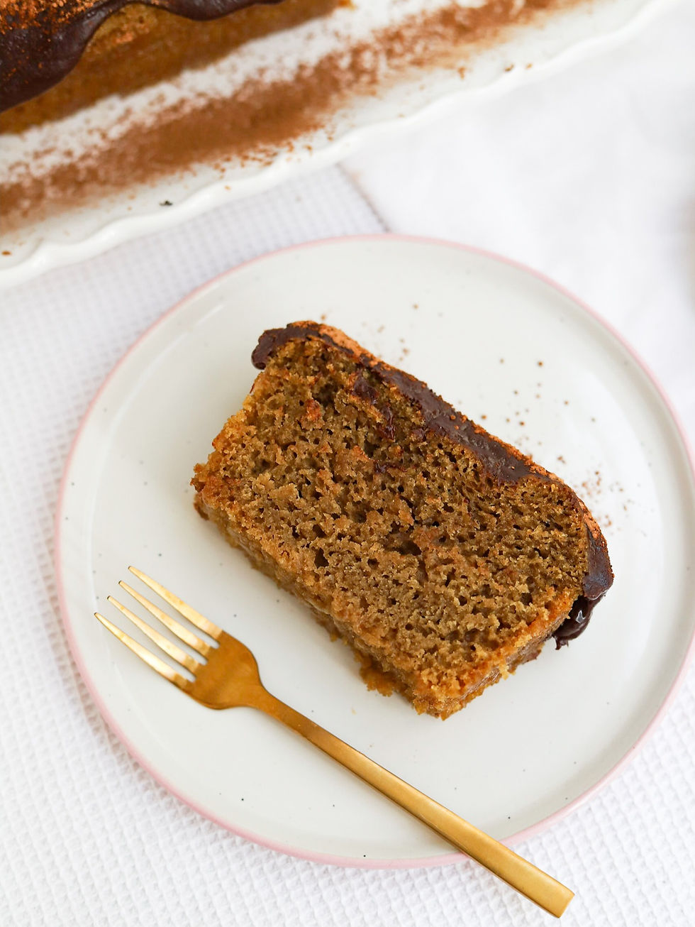 Bolo Vegan de Café com Cobertura de Chocolate