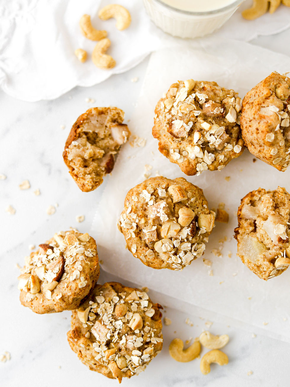 Breakfast Muffins Vegan de Pera, Aveia e Caju
