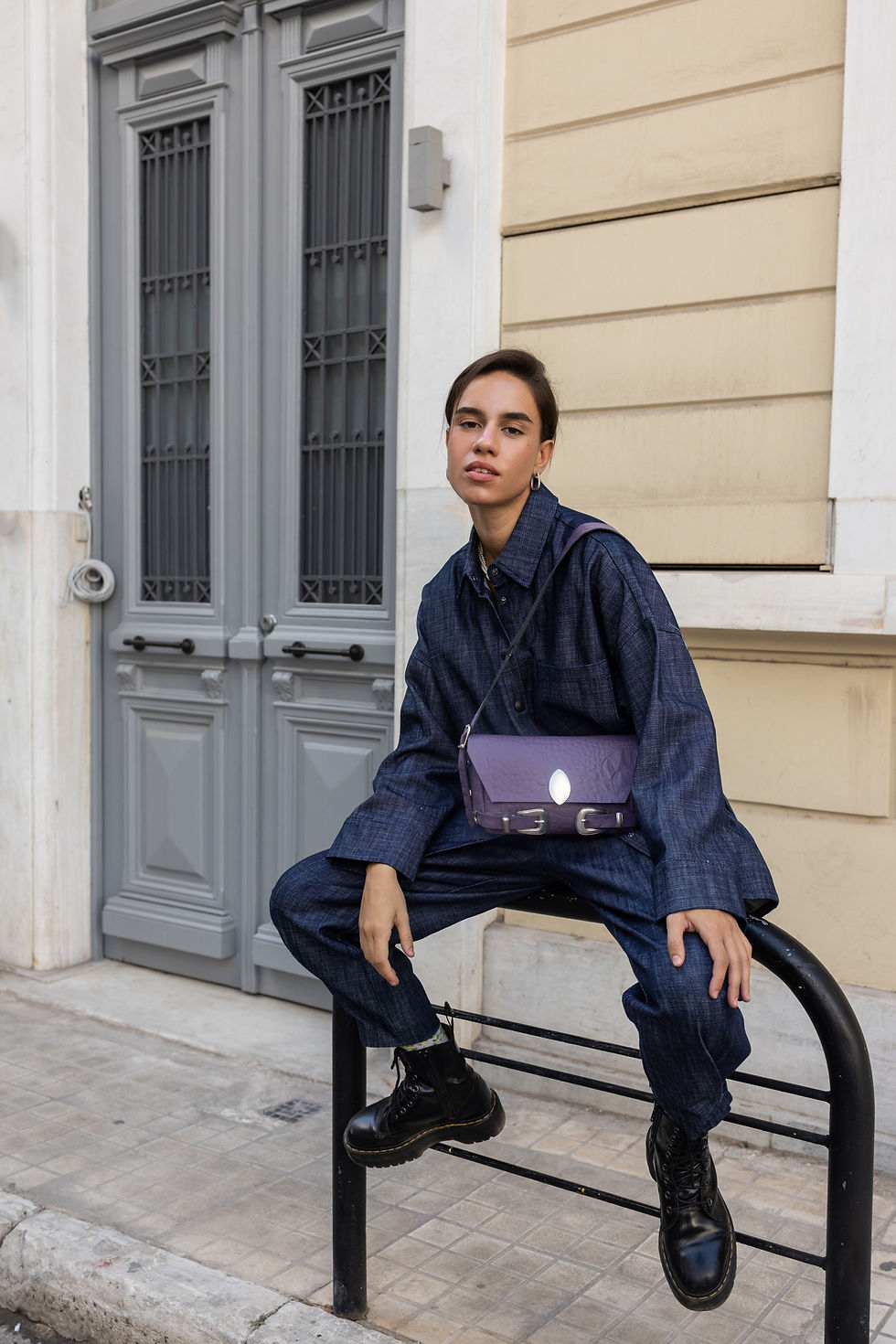 Thumbnail: "Bound" shoulder bag, purple