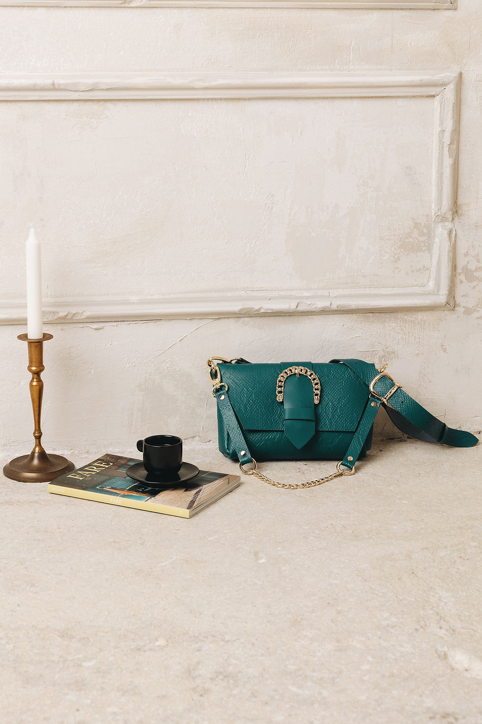 Thumbnail: "Moving on" shoulder bag, forest green