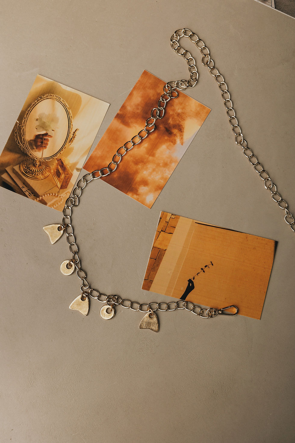 Thumbnail: "Indie Rokkers" chain belt