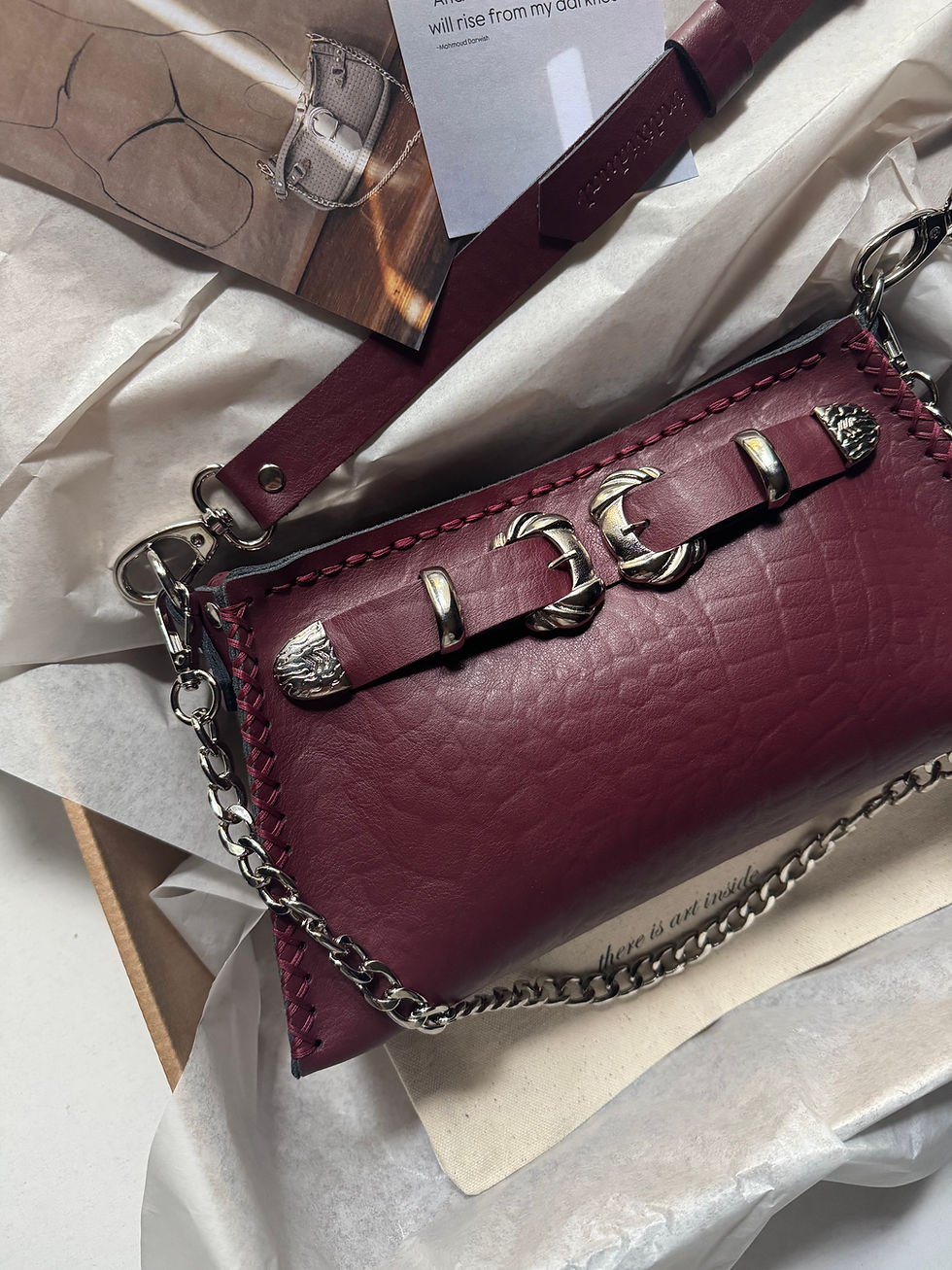 Thumbnail:  "Love is a battlefield" shoulder bag, cherry, sample