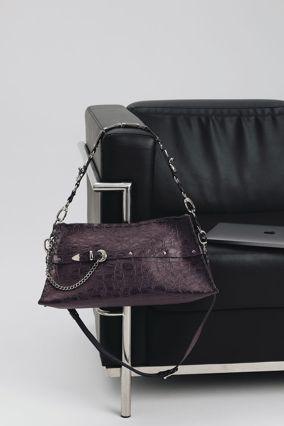 Thumbnail: "Somebody" shoulder bag, dark plum