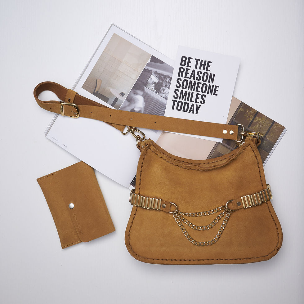Thumbnail: "Make it real" shoulder bag, honey suede