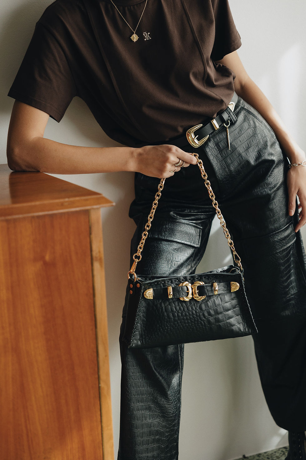 Thumbnail: "Love is a battlefield" shoulder bag, black