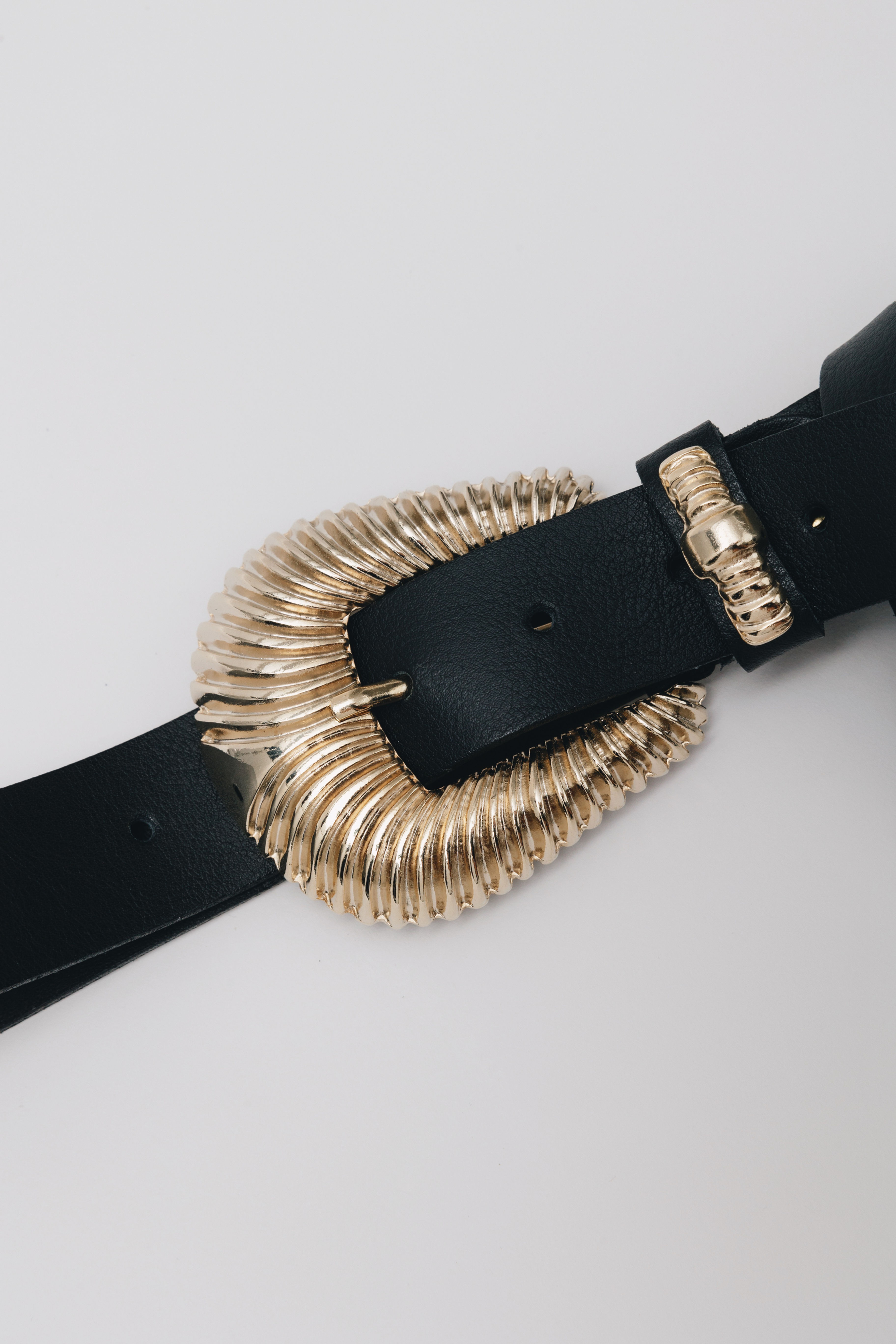 "Sara" leather belt