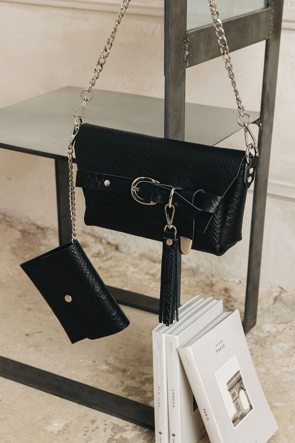 Thumbnail: "Regret me" shoulder bag, black