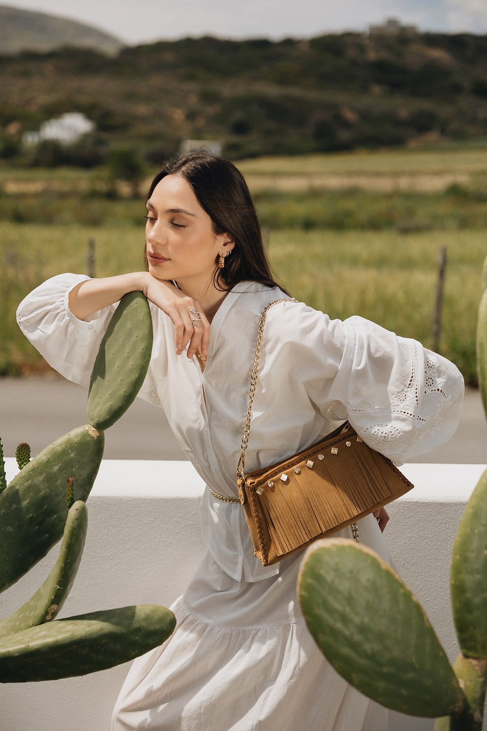 Thumbnail: "Dance away" shoulder bag, honey suede