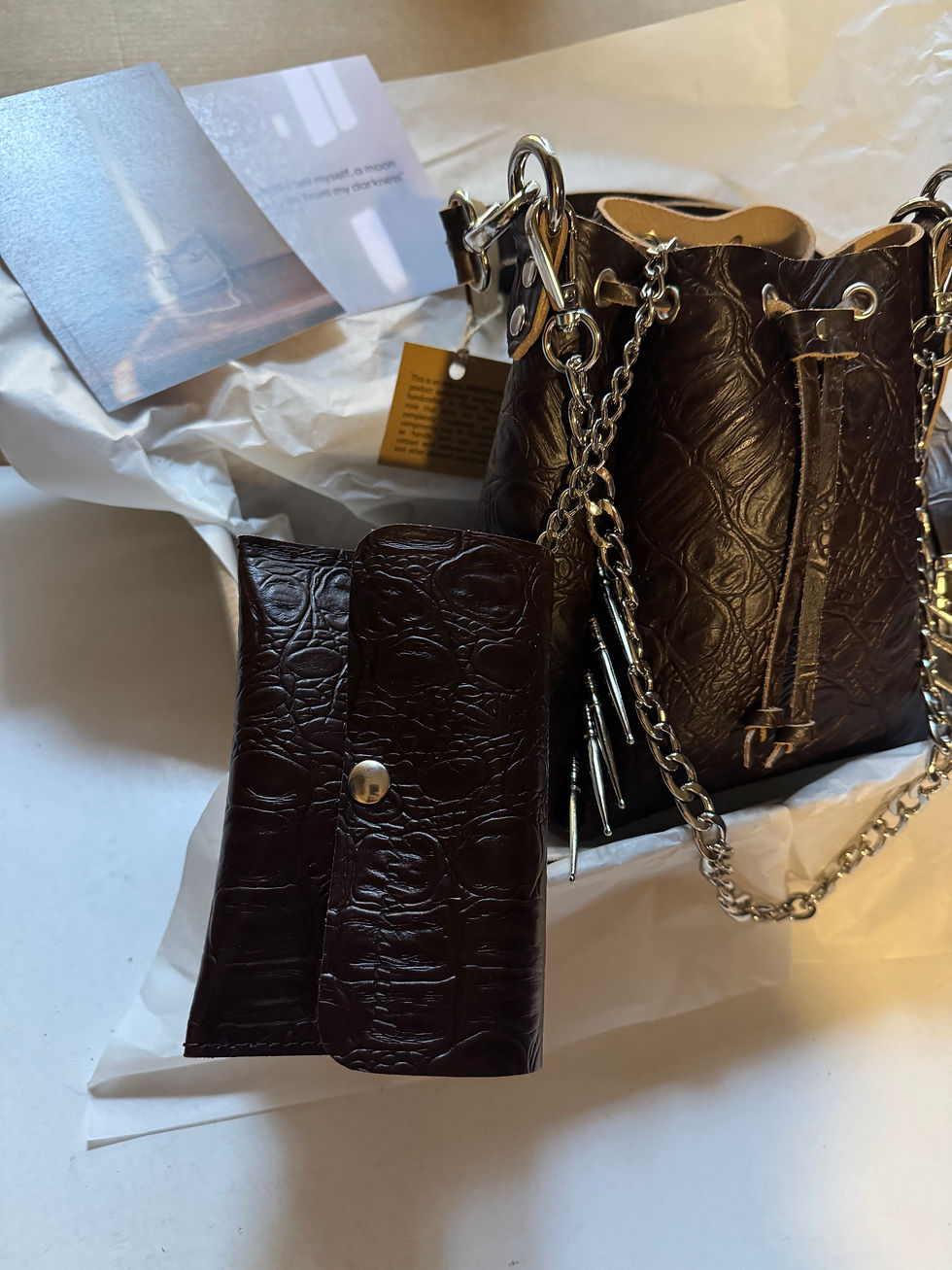 Thumbnail: "Brake me shake me" pouch bag, brown, nickel, sample