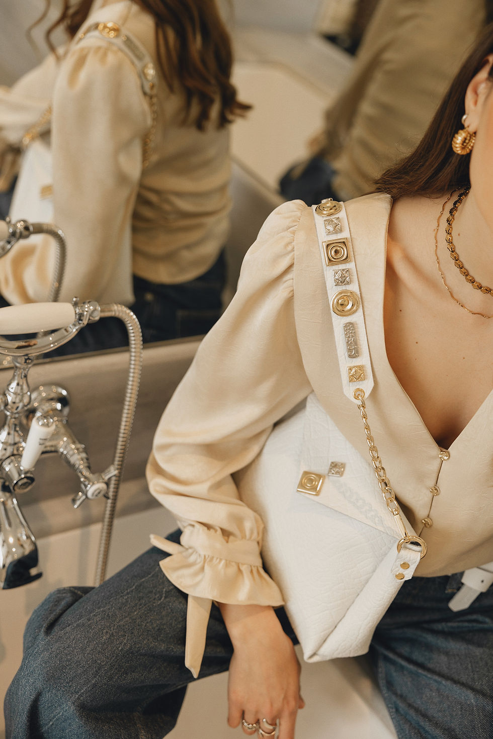 Thumbnail: "Beautiful things" shoulder bag, off white