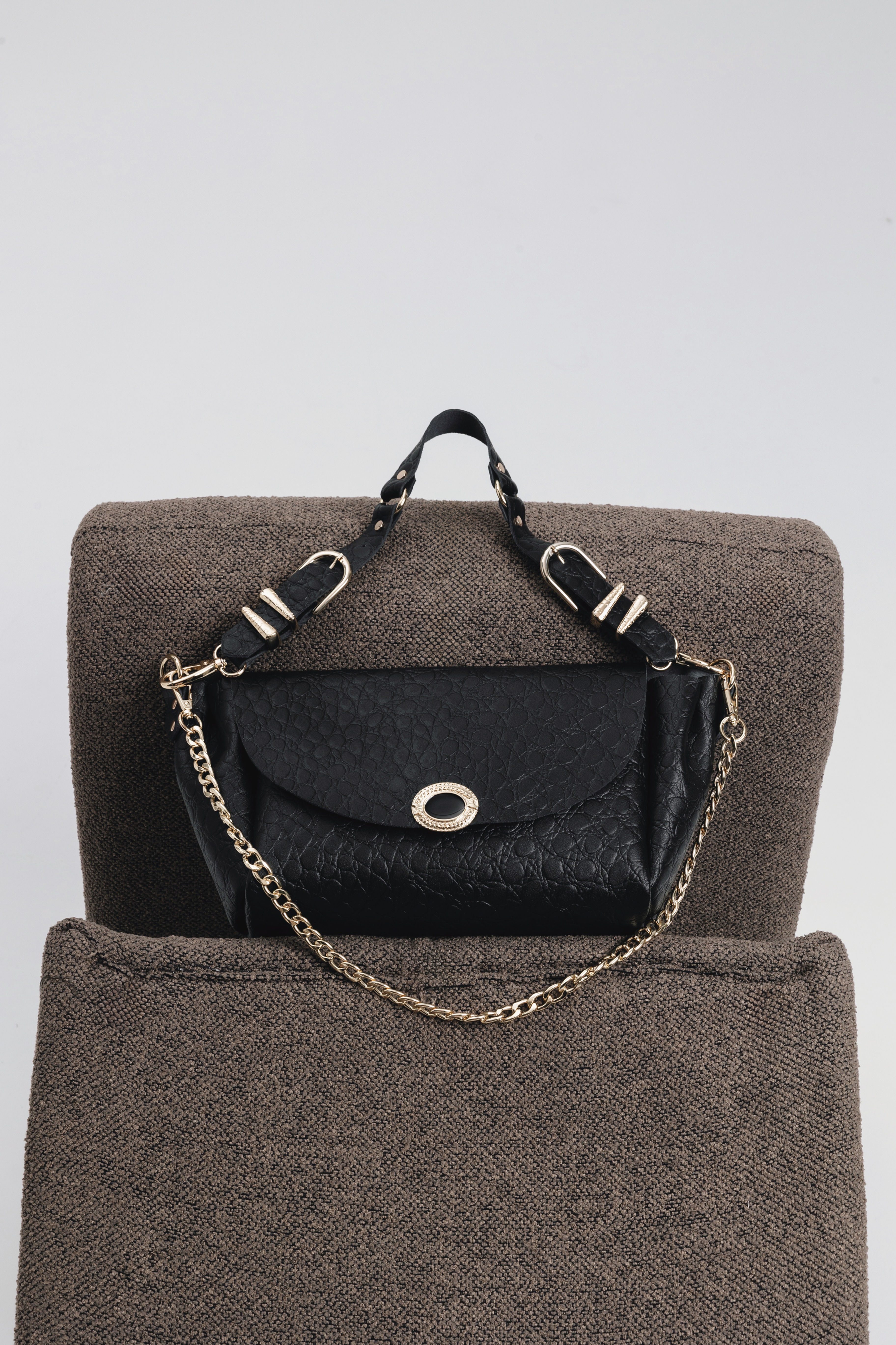 "Shine on brightly" shoulder bag, black