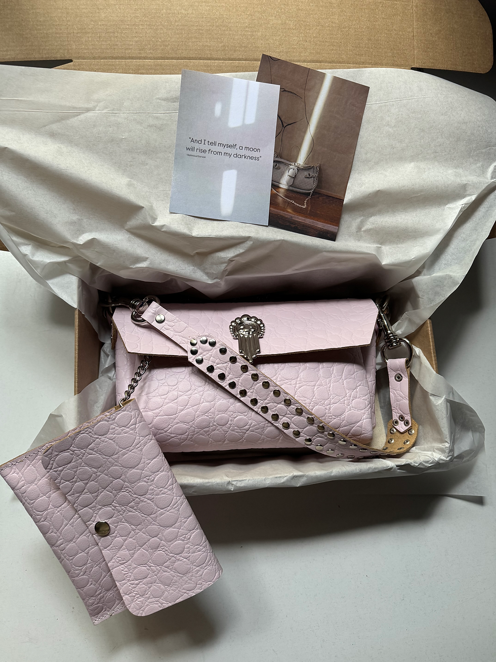 Thumbnail: "On my mind" shoulder bag, pink, sample