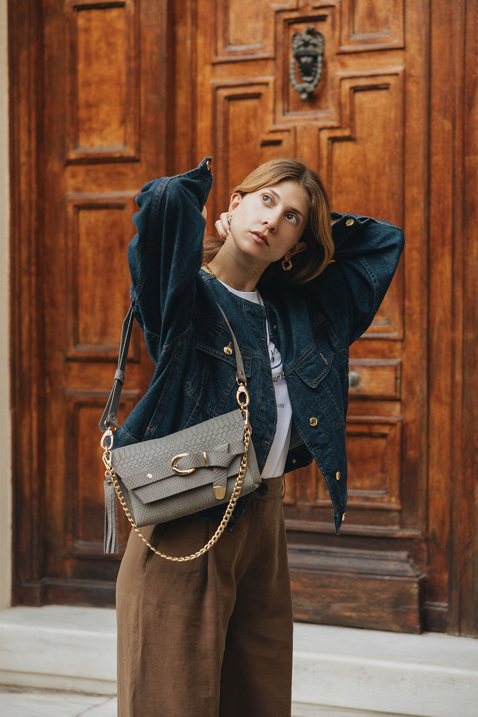 Thumbnail: "Regret me" shoulder bag, gray suede