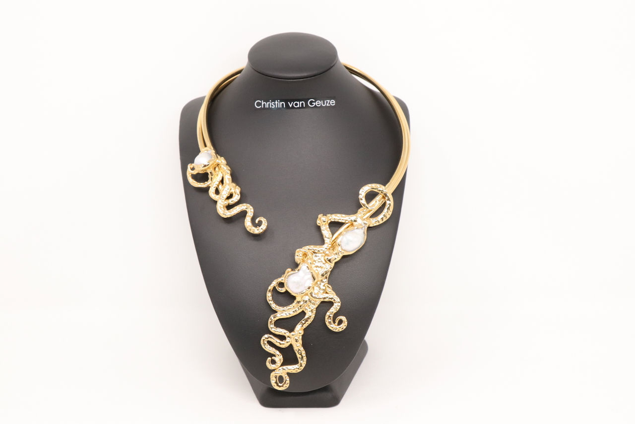 Necklace Glamorous Collection