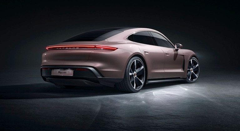 porsche_taycan-02.jpg